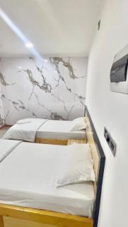 Heyleez Guest House - 2