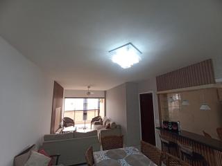 GUARUJÁ Apto 2 dorms - 4