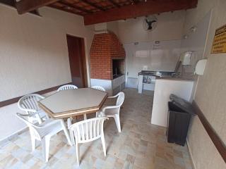 GUARUJÁ Apto 2 dorms - 2