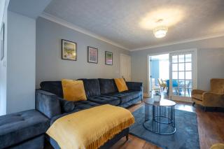 Contractor & Professional Friendly House - 0