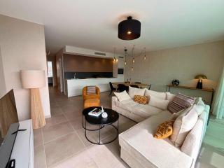 Appartement moderne 2 chambres & 2 parking à Koksijde by La Conciergerie - 0