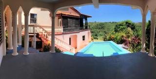 Fond Bay Suites Hotel - 4