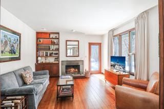 RMR: Lake Creek Cottage Home in The Aspens - 4