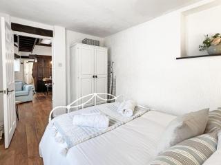 Stables Cottage Ellicombe - 1