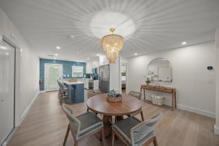 Cozy Cabana West - Updated Adorable Bungalow wHeated Private Pool Walk to Beach - 2