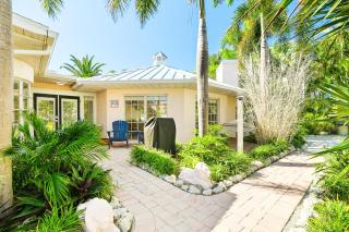 Anna Cabana Bungalow #4 - 5