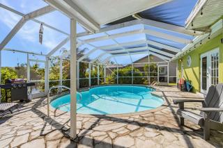 Waterfront Caribbean-Vibe Paradise with Heated Pool and Boat Dock - Cape Coral - 8