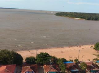 Facing the Guajará River - 5