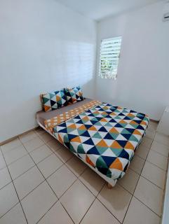Charming F3 apartment with pool - 4