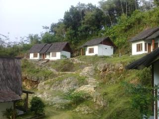 Batukaras beach hill - 0