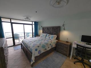 Beautiful & Modern Updated Oceanfront Condo for 10! Sedgefield North 103 - 8