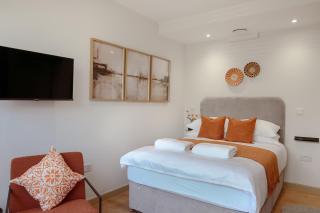 The Lindenstone Collection Beautiful And Comfortable In An Unbeatable Location In Maidstone - 6