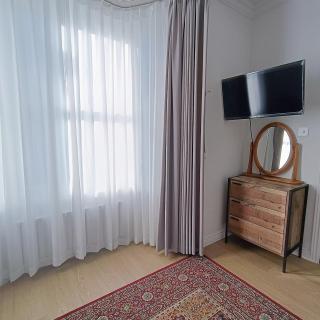 New refurbished one bed flat in the West London - 9