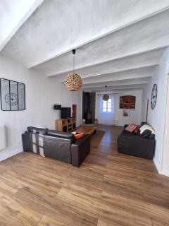 Maison en pierre avec piscine - 7