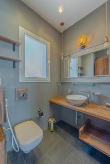 Beautiful 4 BDR Villa With Private Pool - 4