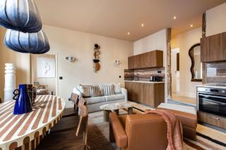 NoChichi-Collections - Place des Vosges - 8