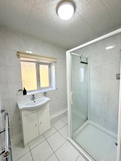 4 Bedrooms House CheapUKholiday - 1