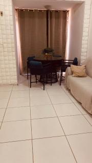 Apartamento em zona nobre com três quartos, sendo um suíte - 0