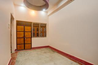 SPOT ON Royal Hotel - 8