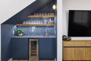 ATXEastBird 5 Star Location, Hot Tub, Games, Sleeps18 - 8