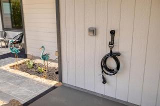 ATXEastBird 5 Star Location, Hot Tub, Games, Sleeps18 - 5