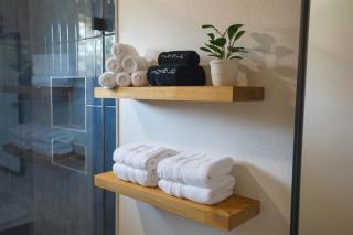 ATXEastBird 5 Star Location, Hot Tub, Games, Sleeps18 - 4