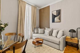 Chic Flat near Danube - 5 min walk to metro - 7