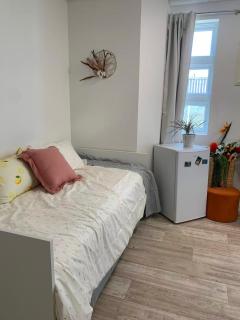 ArtHaus Downtown Jim Robb Unit 3BR 3BA - 4