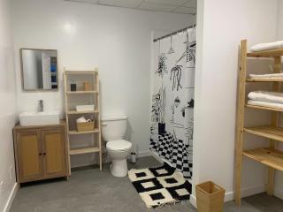 Downtown Core Apartment - 6