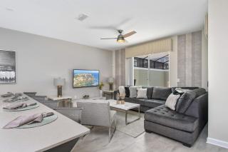 4817CO TOWNHOUSE 4 BEDROOMS & 3 BATHROOMS + POOL - 1