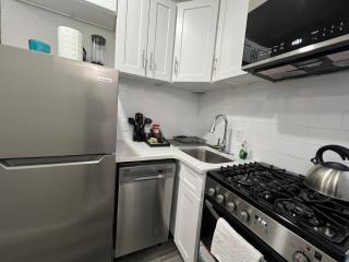 Times Square Suites - 7