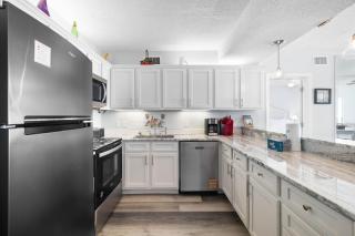 Romar Place 504 - 8