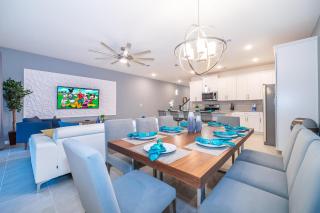 1848AA TOWNHOUSE 5 BED/4.5 BA (SANITIZED) - 0