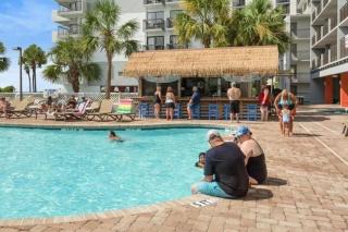 New Listing | Oceanfront | King Suite | Sleeper Sofa | Murphy Bed | Grande Cayman Resort - 3