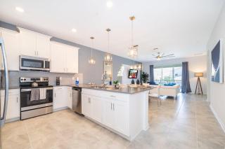 8861-104EL CHAMPIONS GATE,CONDO + GAME ROOM - 2