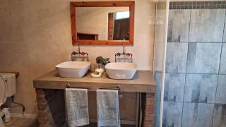 LuFan Studio-Greeff Cottages - 1