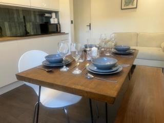 Liverpool Jasmine Home - Spacious 2-Bed Near Anfield Stadium - 5