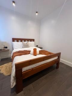 Liverpool Jasmine Home - Spacious 2-Bed Near Anfield Stadium - 1