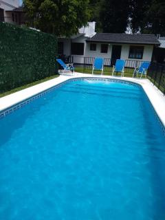 Casa Amplia 5 personas Con Pileta, Amplio Jardin y Parrilla Zona Muy Tranquila en Tigre Centro - 9