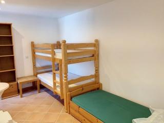 Spacieux T3 avec Loggia et Accès Piscine à Bormes - FR-1-610-112 - 1