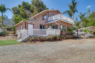4 Mi to Lake Elsinore Pet-Friendly Adventure Base - 8