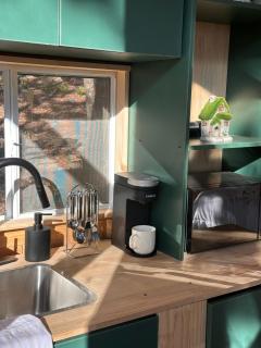 Cabaña con Balcón, Tina y Chimenea en la Montaña - 8