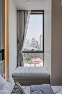 New City Condo in Central Bangkok - 1