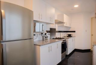Charming 3BR Apartment in Miraflores - 6
