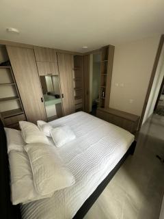 Apartamento con piscina - 1