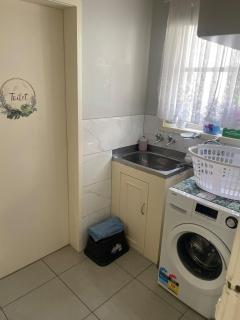 Peaceful Getaway Surrounded by Greenery & Comfort - 2