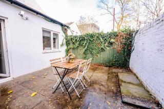 2 Bedrooms Ground Floor Flat With Private Garden - Cardiff - 4