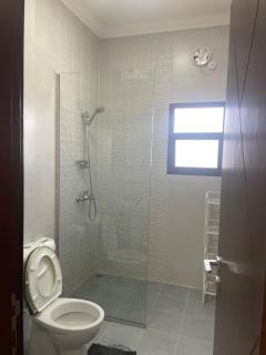 Seaside Two Bedroom Charming Apt - 4