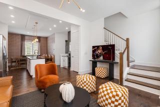 Urban Spur-3 Bedroom Townhome-6 Min Nissan Stadium - 3