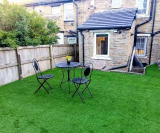 Thornton Road Lodge -Room 1 - 2